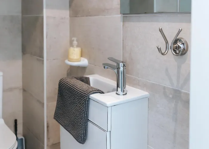 Center Arroios Flat 5 Appartement *